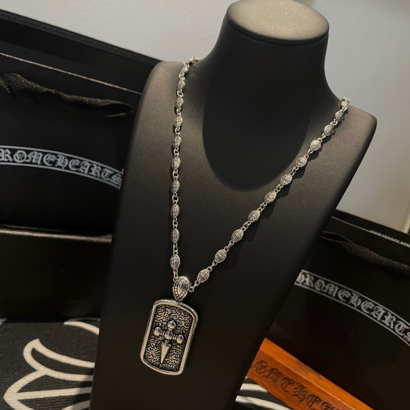 Ch*0me He**ts necklaces